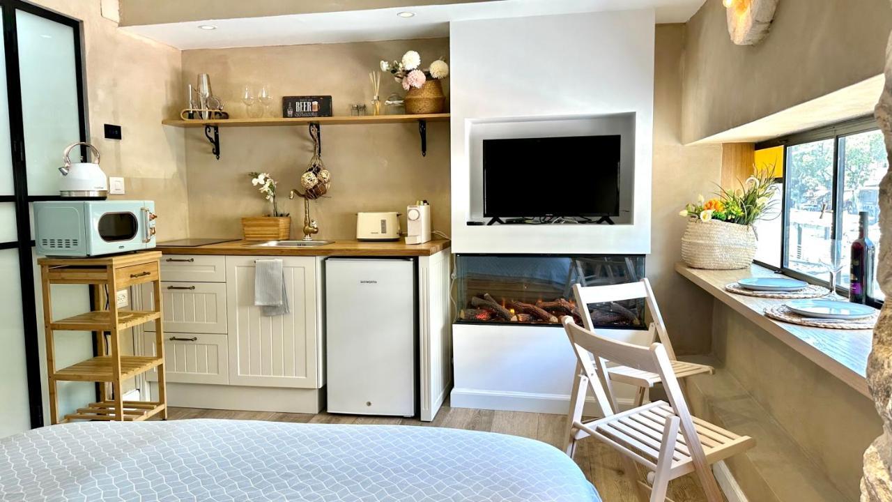 Boutique Apartment In Heart Of Haifa Kültér fotó