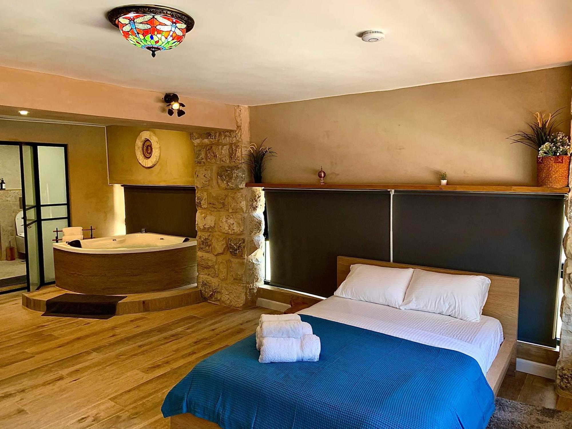 Boutique Apartment In Heart Of Haifa Kültér fotó